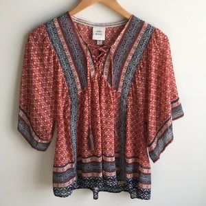 NWT Knox Rose Flowy Top